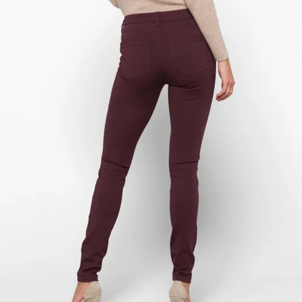 Liverpool Purpleish Buegundy Skinny Pants 6 Petite - Picture 2 of 3